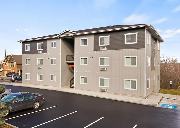 Brand New 2 Bed 2 Bath Near Perry District And Dt
